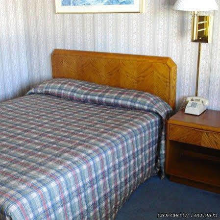 Rainbow Motel Γουοτερτάουν Εξωτερικό φωτογραφία